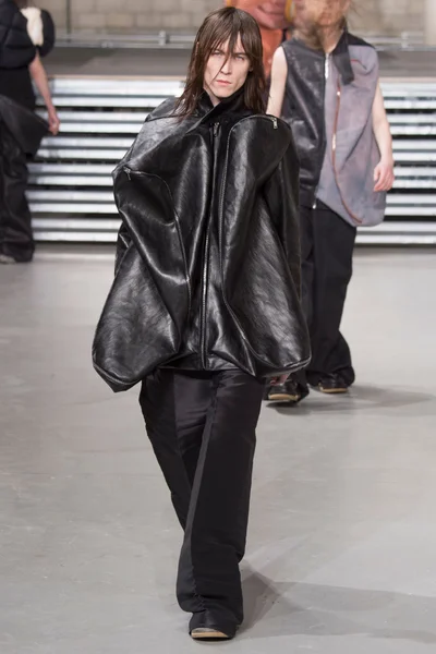 Look 22